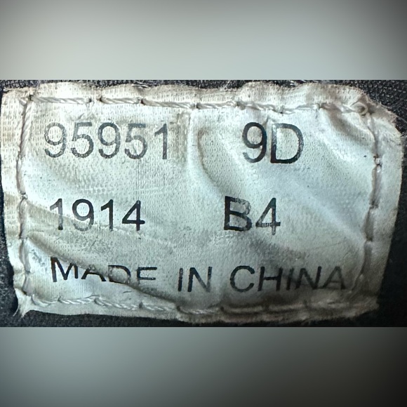 Lands’ End Slip On Duck Boots Women 9.0 D Shoes Black - Picture 14 of 14